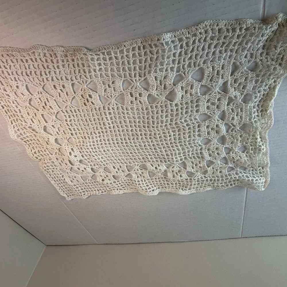 Vintage Victorian White Ivory Cottagecore Crochet Doily Rectangle Decor 4 PC Set